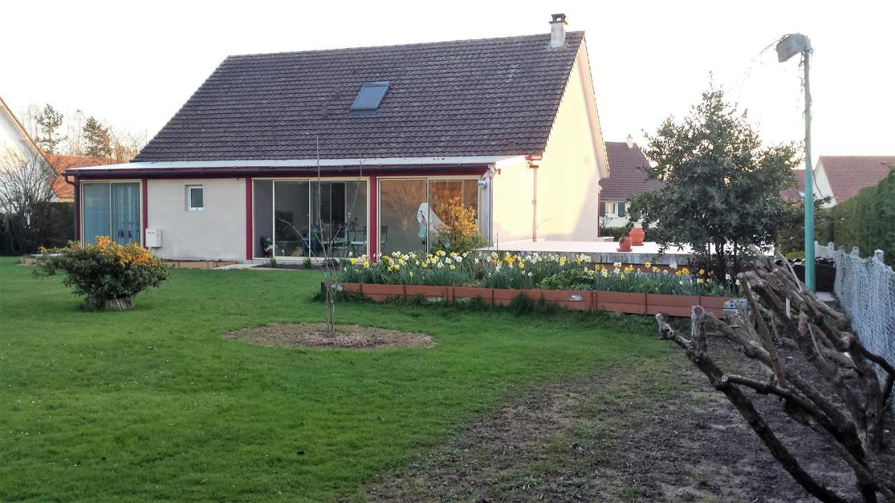 3 chambres privées dans un jardin d'hiver, garage voiture, vélos, motos Tourville-sur-Arques Exterior foto